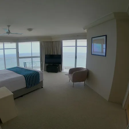 Burleigh Surf Apartments-2